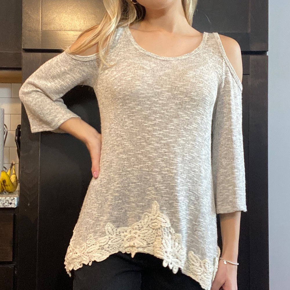Woman’s Blouse